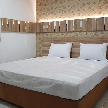 Omah Seroja Hotel Semarang Exterior photo